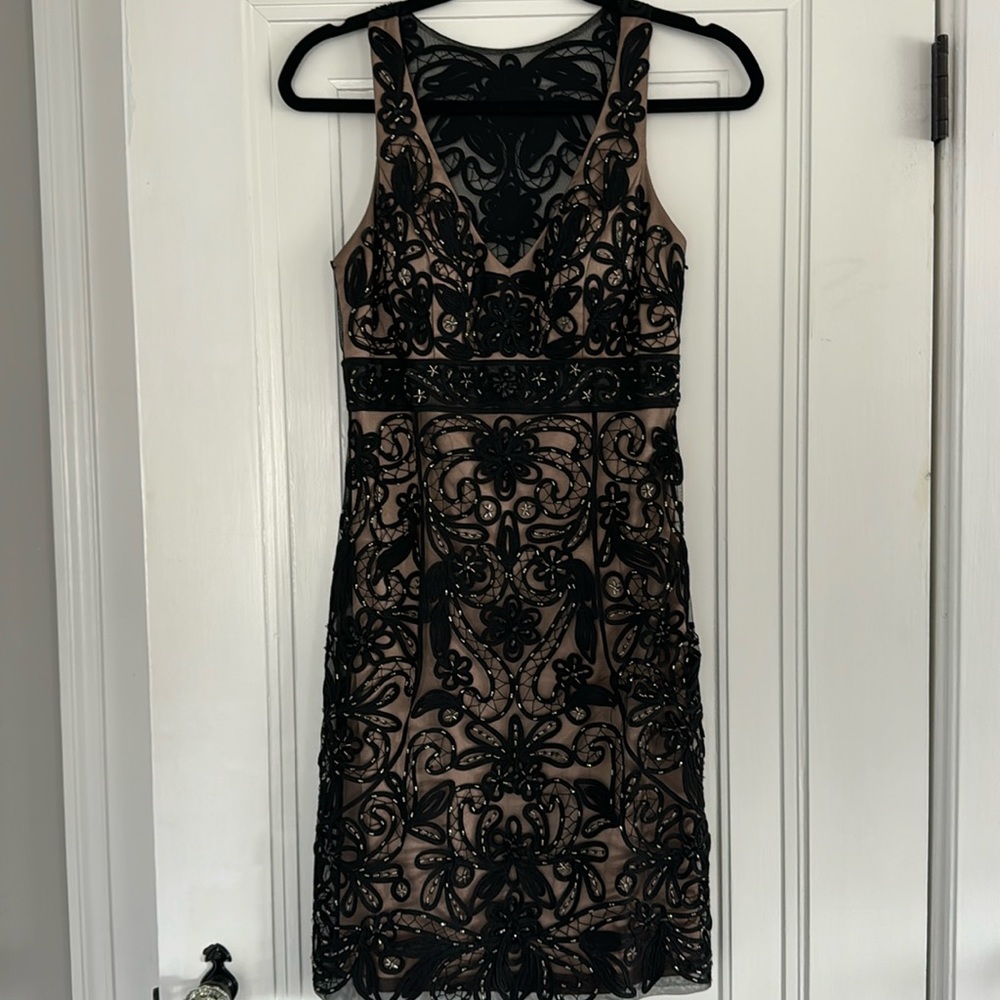 Gorgeous beaded detail in this embroidered cocktail dress by Sue Wong